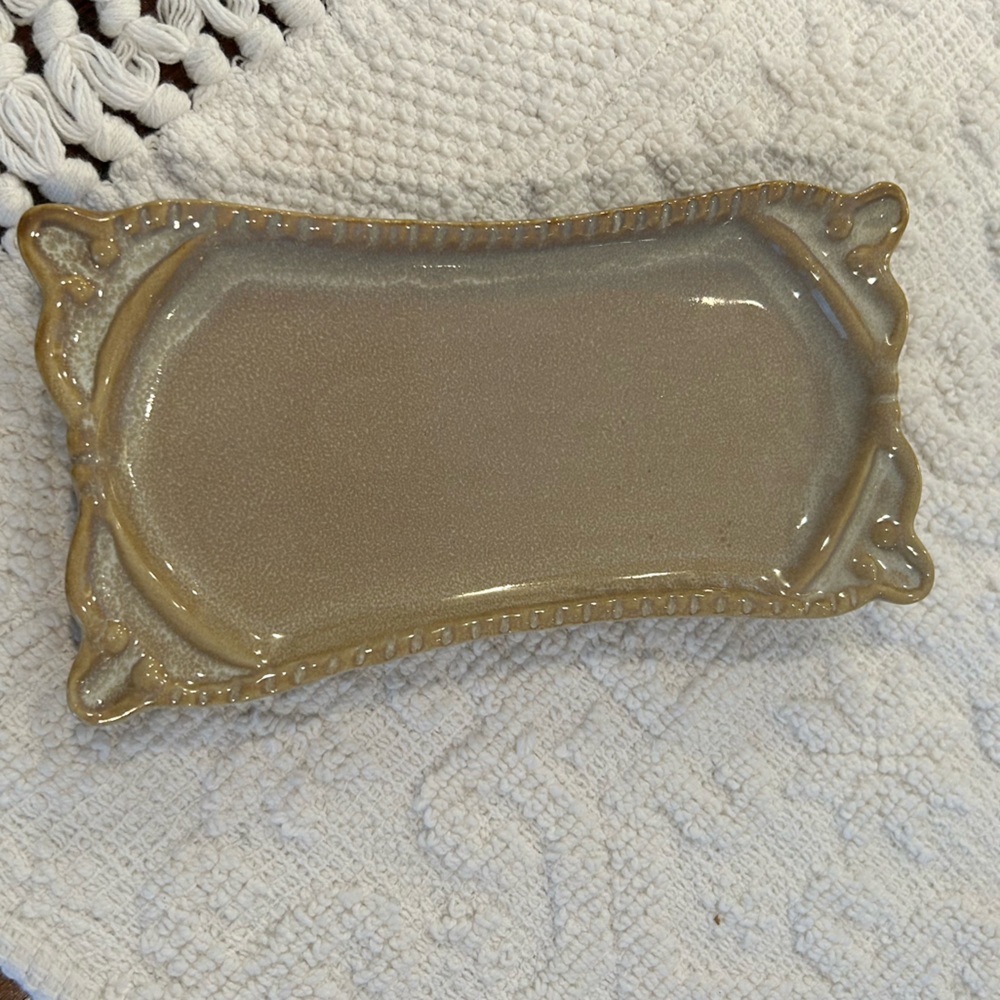EUC California Pantry butter dish